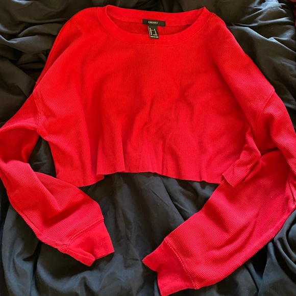 Cropped red long sleeve - Picture 1 of 2